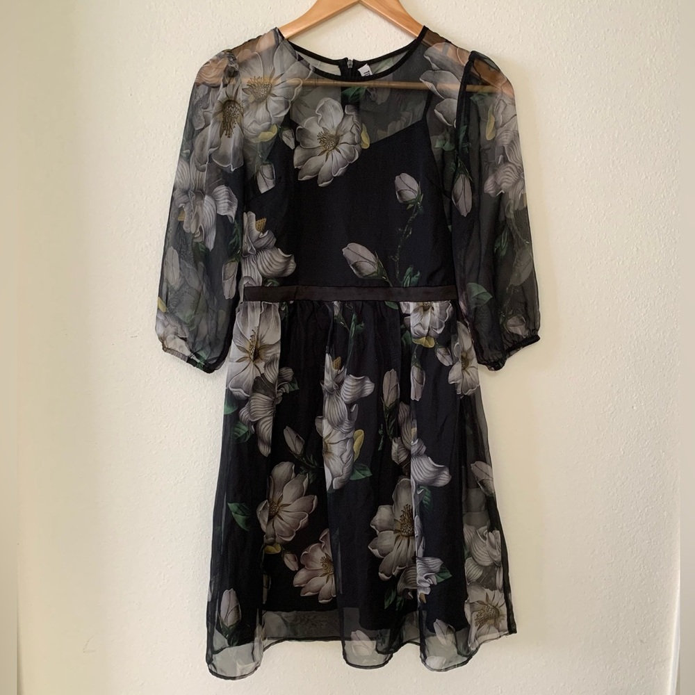 Boutique Black Floral Sheer Underlay Flow  Dress